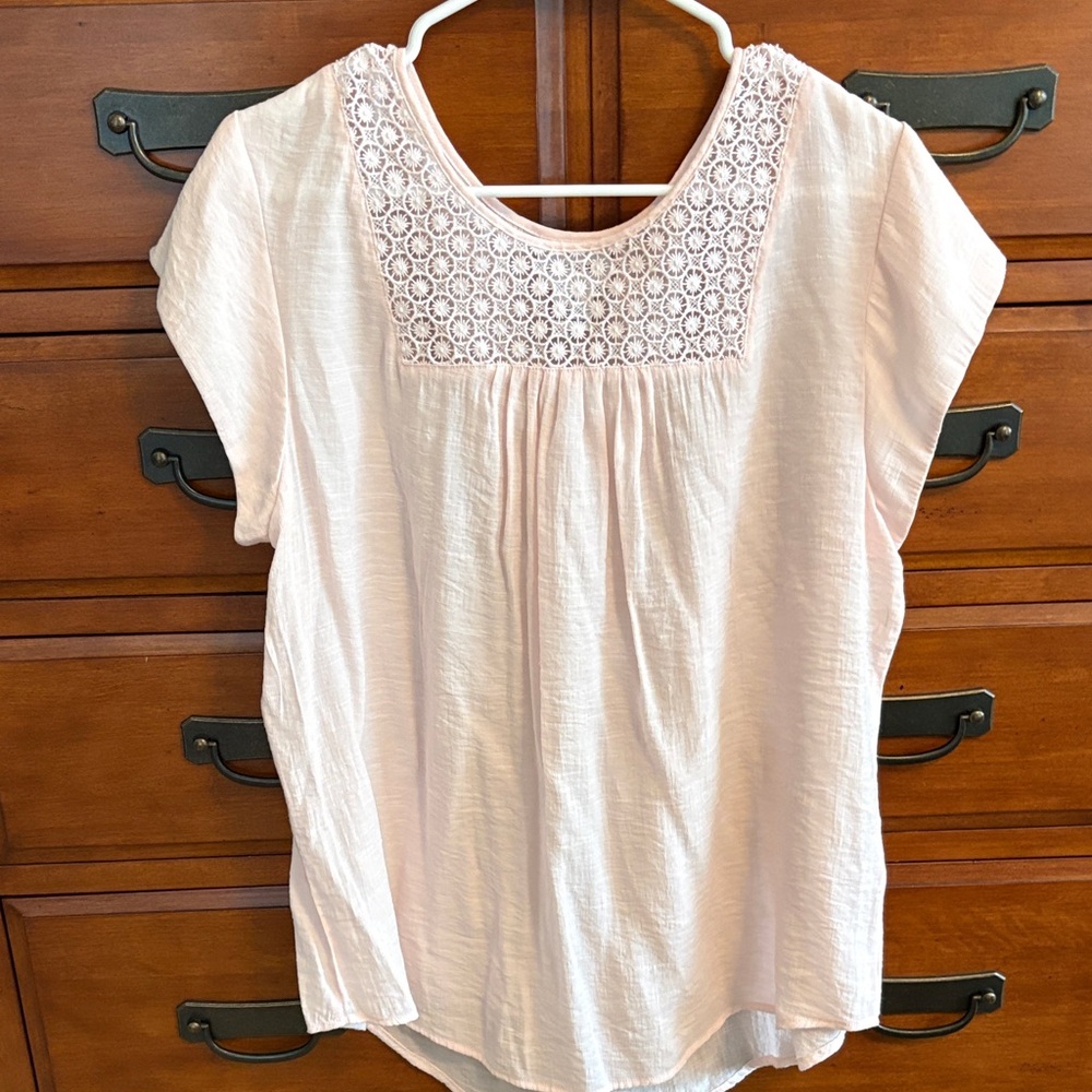 Liz Claiborne Light Pink Crochet Blouse